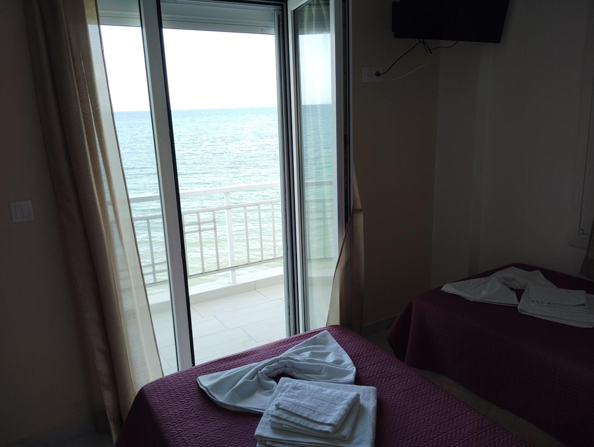 Gold Sand Apartments Paralia Katerinis Exterior photo