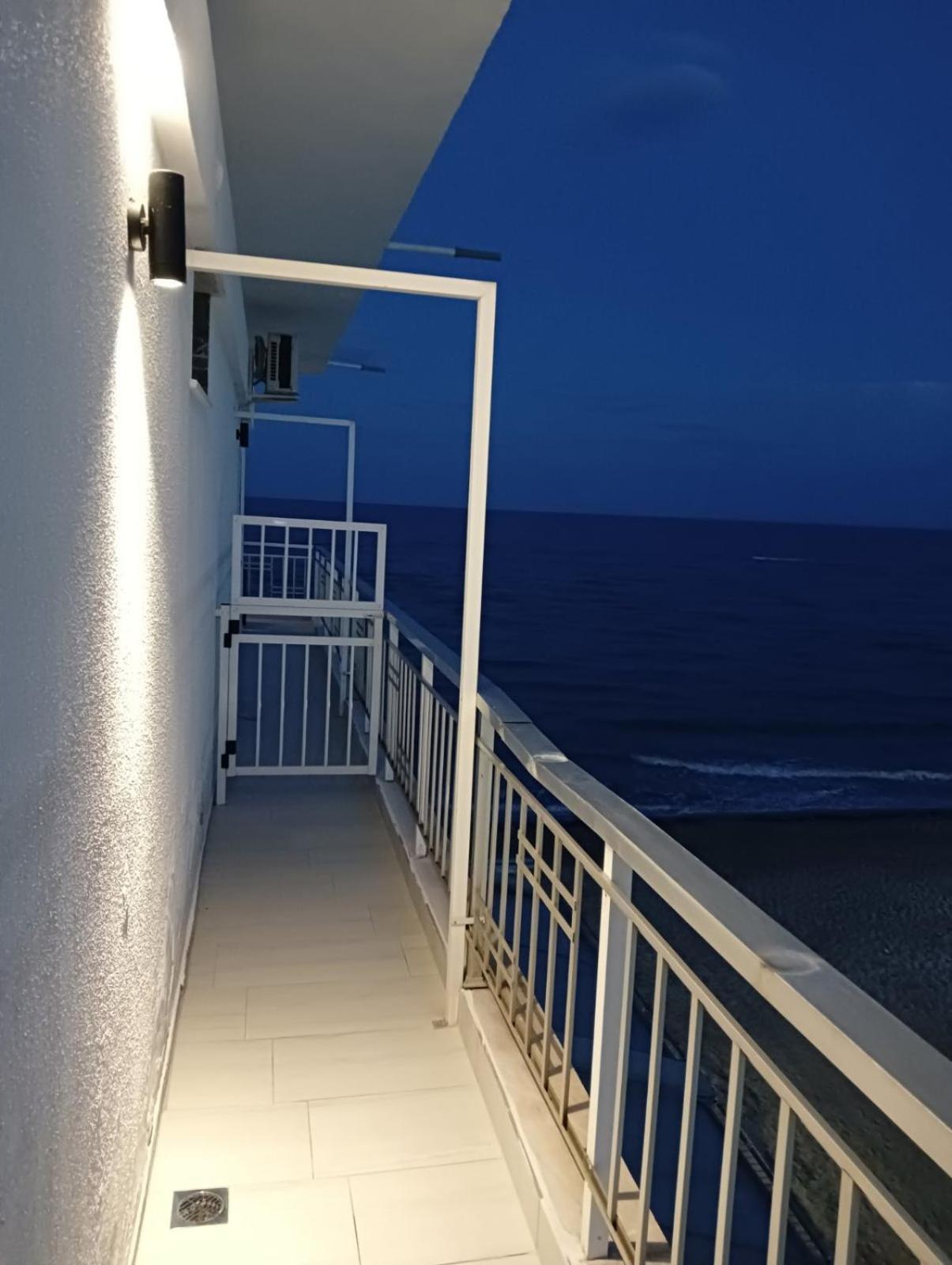 Gold Sand Apartments Paralia Katerinis Exterior photo